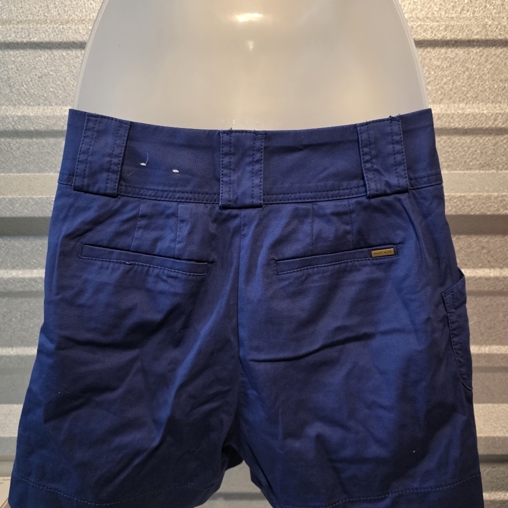 The Short White House Black Market Shorts - Picture 4 of 4
